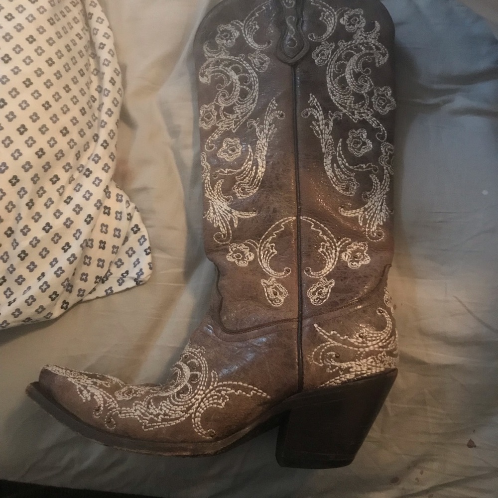 CORRAL WEDDING BOOT SIZE 7.5